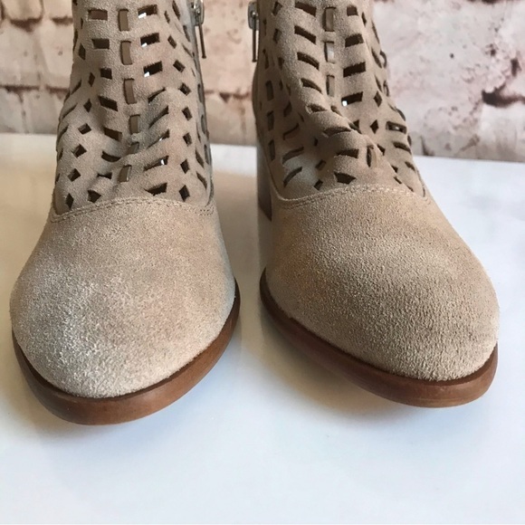 FRANCO SARTO RORY Tan Suede laser cut ankle boots Size 7 booties - Picture 12 of 15